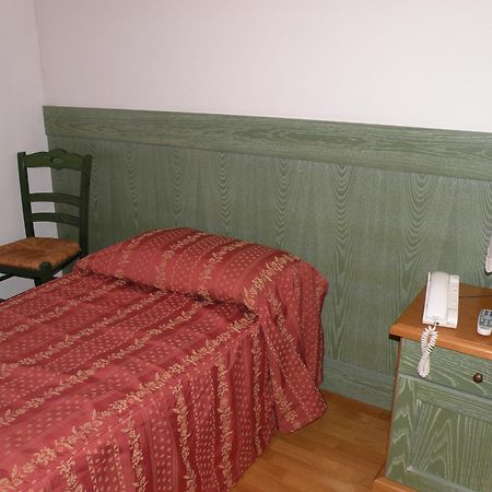 Hotel Ristorante Il Pirata San Vito di Leguzzano المظهر الخارجي الصورة