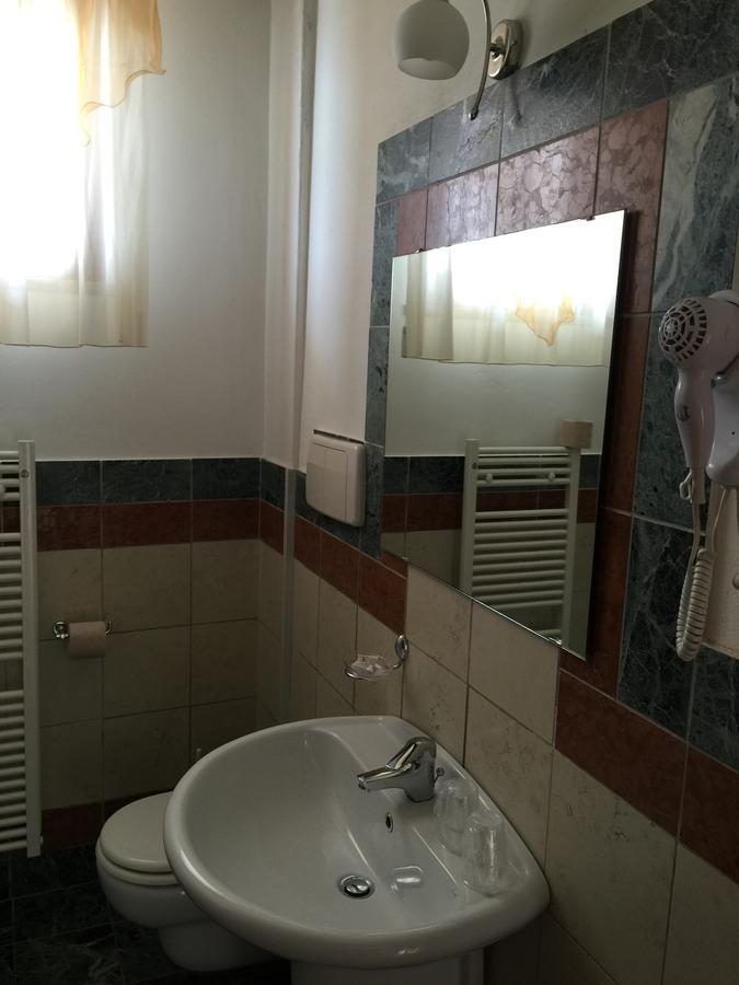 Hotel Ristorante Il Pirata San Vito di Leguzzano المظهر الخارجي الصورة