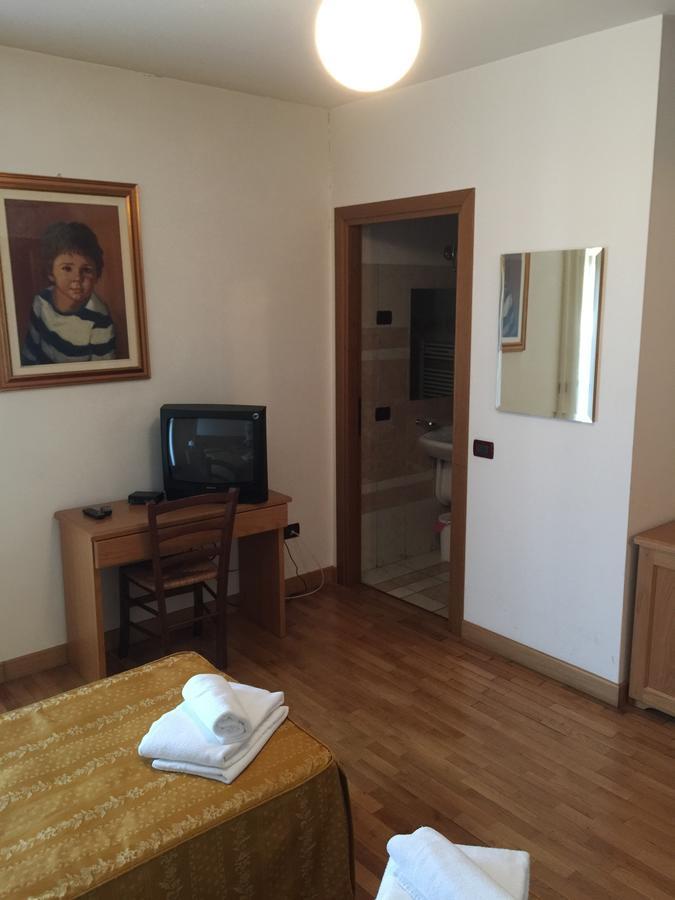 Hotel Ristorante Il Pirata San Vito di Leguzzano المظهر الخارجي الصورة