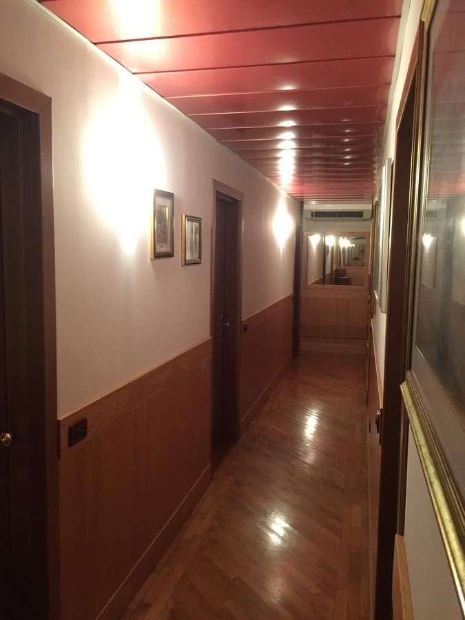 Hotel Ristorante Il Pirata San Vito di Leguzzano المظهر الخارجي الصورة
