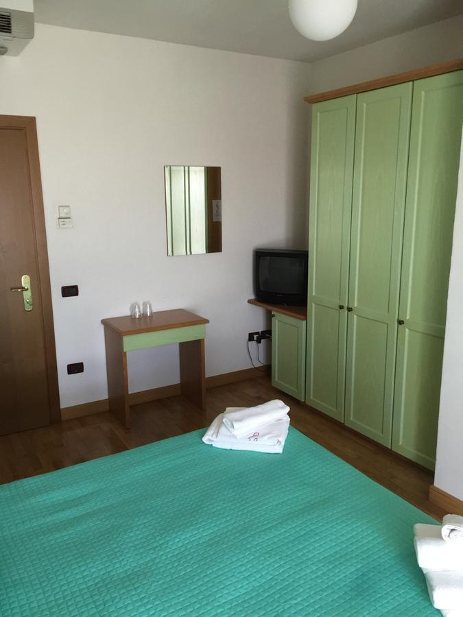 Hotel Ristorante Il Pirata San Vito di Leguzzano المظهر الخارجي الصورة